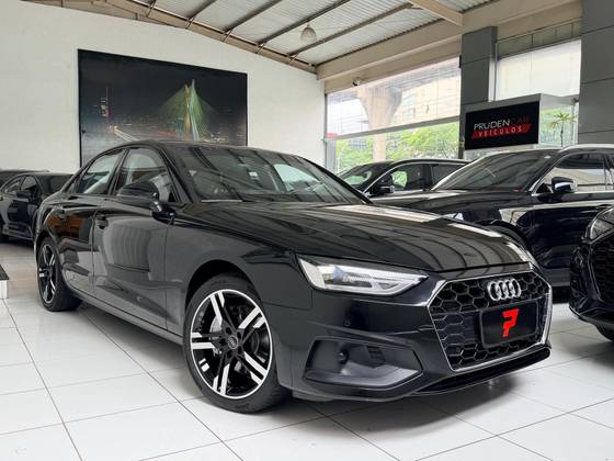 AUDI A4 2.0 TFSI MHEV PRESTIGE S TRONIC